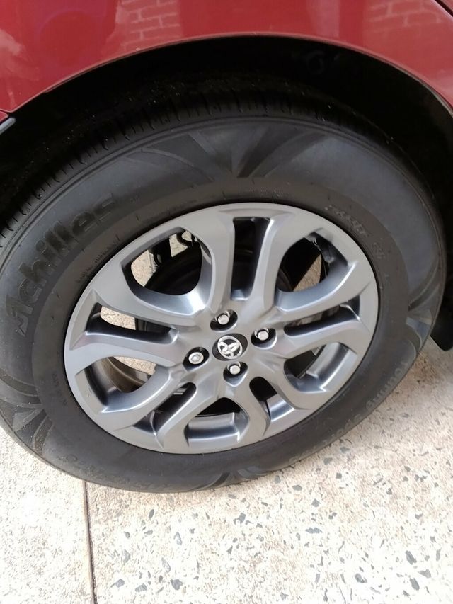 2020 Toyota Yaris Hatchback LE Automatic - 22986487 - 28