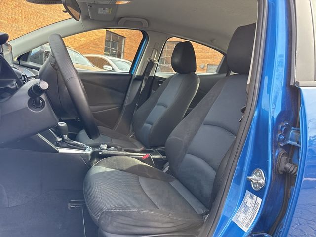 2020 Toyota Yaris Sedan LE - 22942418 - 5