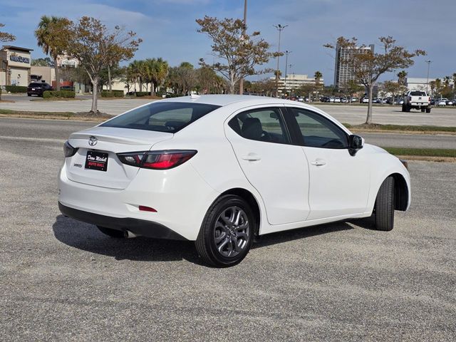 2020 Toyota Yaris LE