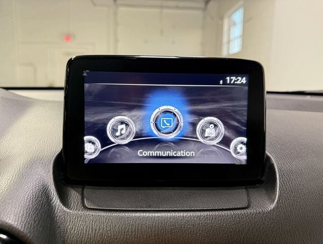 2020 Toyota Yaris Sedan LE Automatic - 22942418 - 11