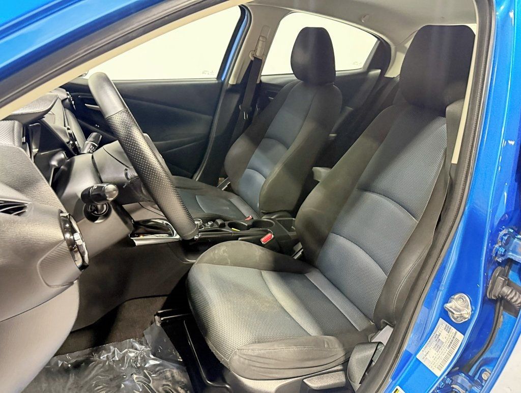 2020 Toyota Yaris Sedan LE Automatic - 22942418 - 19