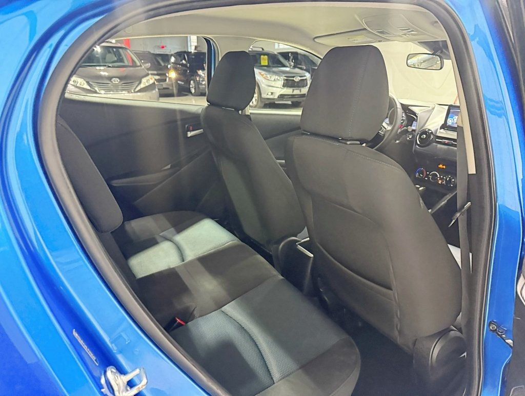 2020 Toyota Yaris Sedan LE Automatic - 22942418 - 28