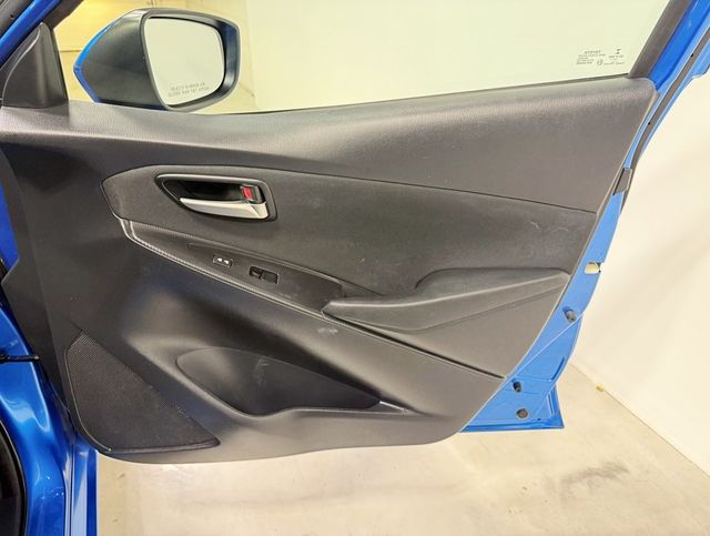 2020 Toyota Yaris Sedan LE Automatic - 22942418 - 34