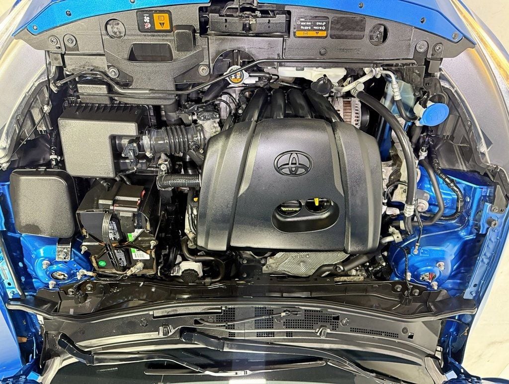 2020 Toyota Yaris Sedan LE Automatic - 22942418 - 35