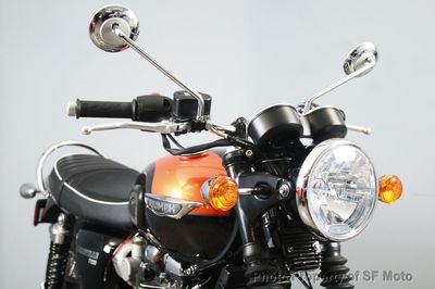 2020 Triumph Bonneville T120 Two Tone