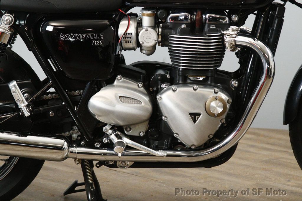2020 Triumph Bonneville T120 Two Tone Includes Warranty - 23043603 - 14