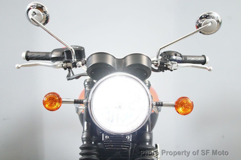 2020 Triumph Bonneville T120 Two Tone Includes Warranty - 23043603 - 25