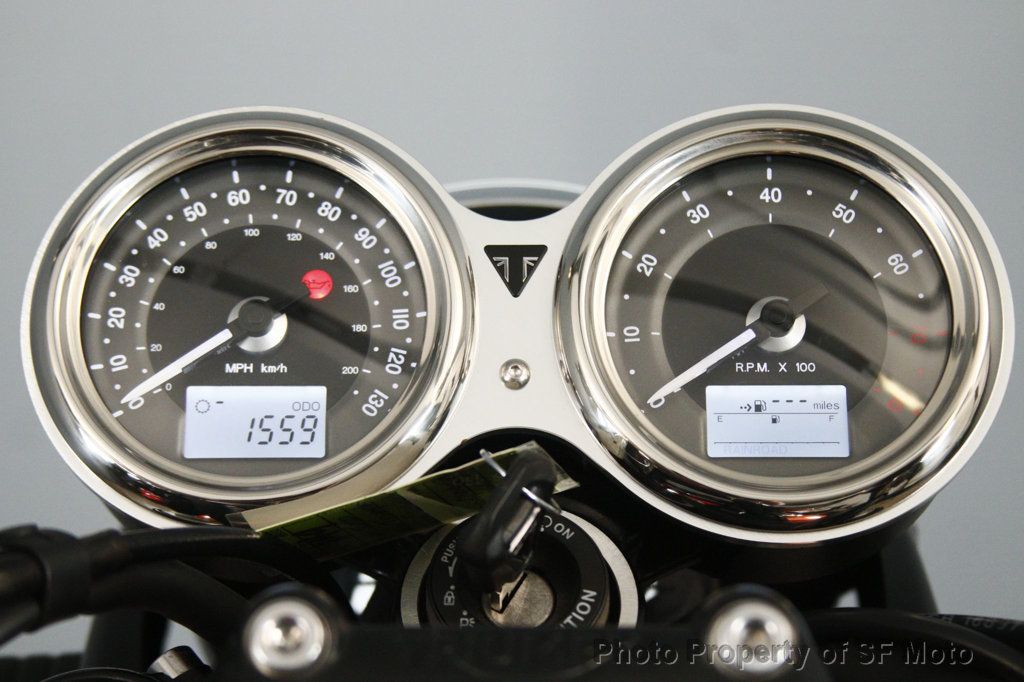 2020 Triumph Bonneville T120 Two Tone Includes Warranty - 23043603 - 29