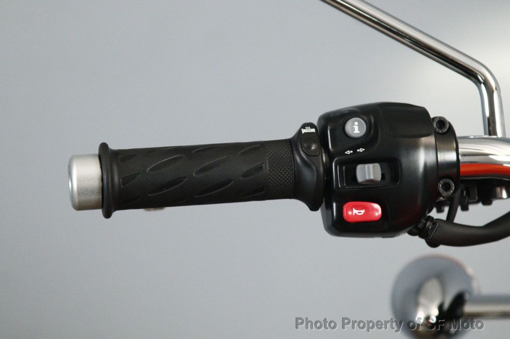 2020 Triumph Bonneville T120 Two Tone Includes Warranty - 23043603 - 30