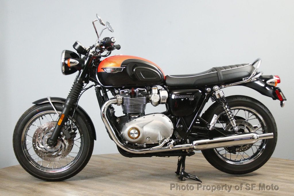 2020 Triumph Bonneville T120 Two Tone Includes Warranty - 23043603 - 3