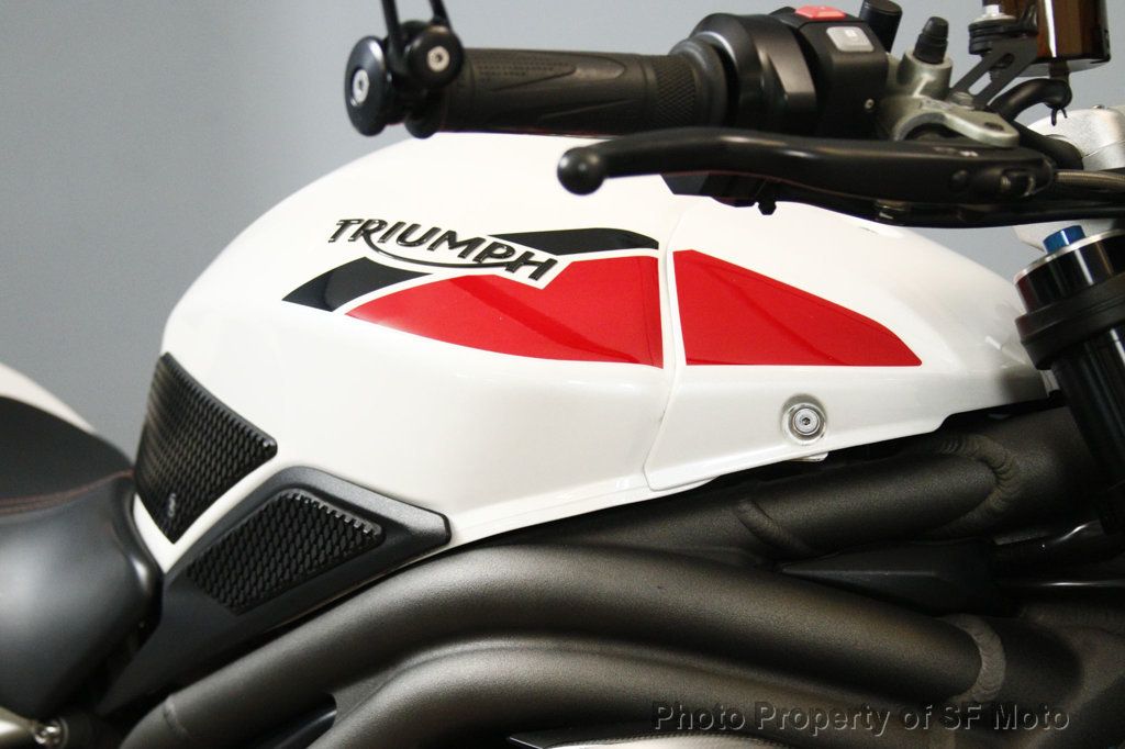 2020 Triumph Speed Triple RS Includes Warranty - 23058447 - 32