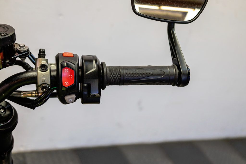 2020 TRIUMPH STREET TRIPLE RS NAKED SPORT BIKE!! - 22950387 - 10