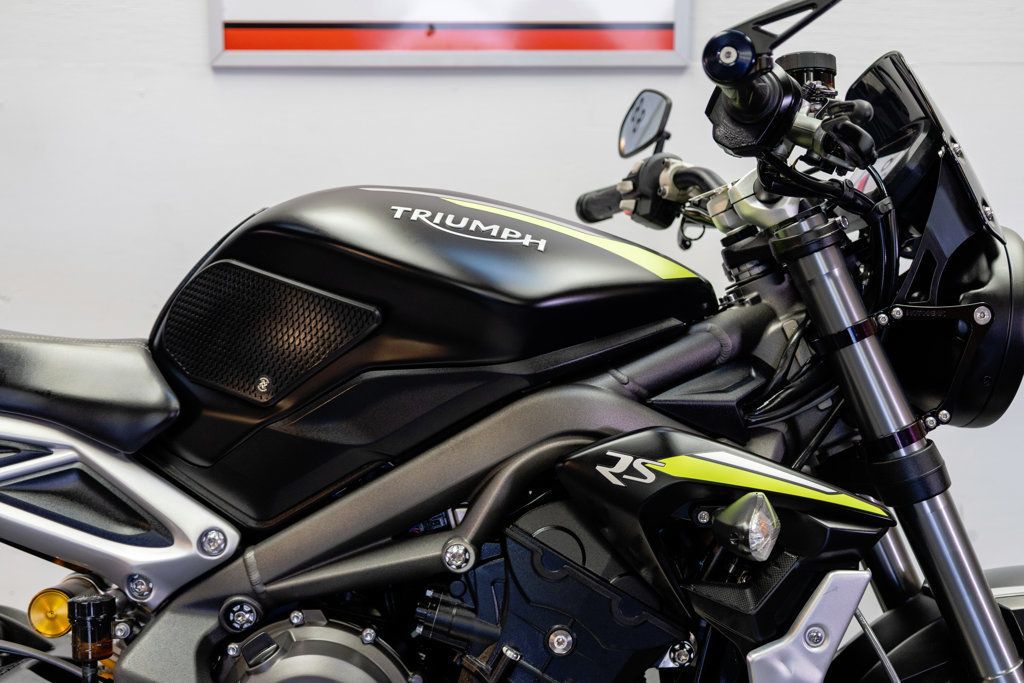 2020 TRIUMPH STREET TRIPLE RS NAKED SPORT BIKE!! - 22950387 - 18