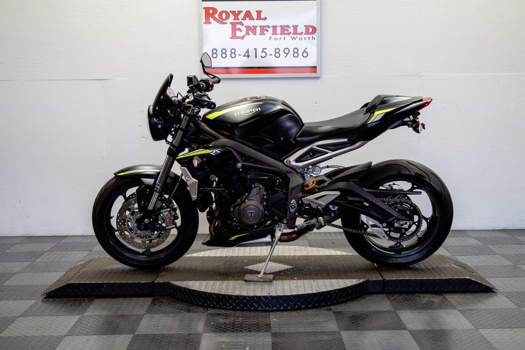 2020 TRIUMPH STREET TRIPLE RS NAKED SPORT BIKE!! - 22950387 | Video 2