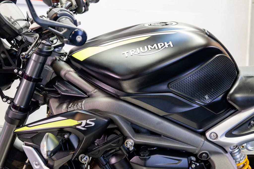 2020 TRIUMPH STREET TRIPLE RS NAKED SPORT BIKE!! - 22950387 - 19