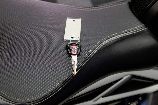 2020 TRIUMPH STREET TRIPLE RS NAKED SPORT BIKE!! - 22950387 - 24