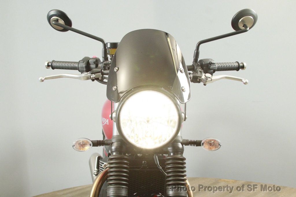 2020 Triumph Street Twin One Owner, 695 Miles - 23000964 - 25
