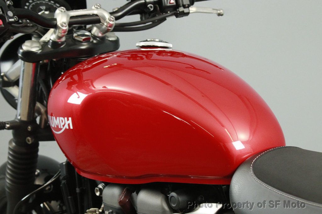 2020 Triumph Street Twin One Owner, 695 Miles - 23000964 - 37
