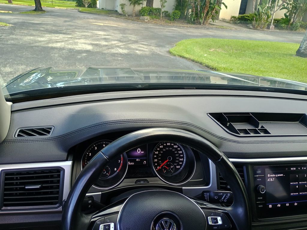 2020 Volkswagen Atlas 2.0T SE w/Technology FWD - 22921286 - 21