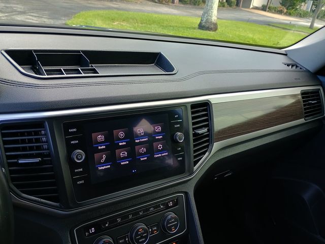 2020 Volkswagen Atlas 2.0T SE w/Technology FWD - 22921286 - 23