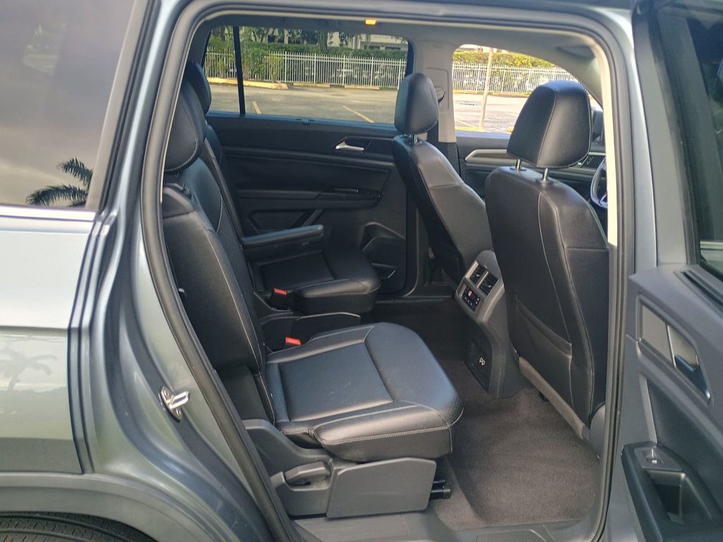 2020 Volkswagen Atlas 2.0T SE w/Technology FWD - 22921286 - 36