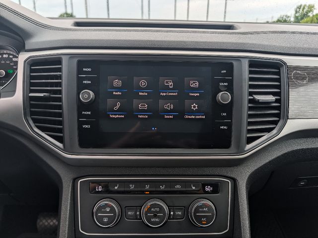 2020 Volkswagen Atlas 3.6L V6 SE w/Technology - 23071257 - 29