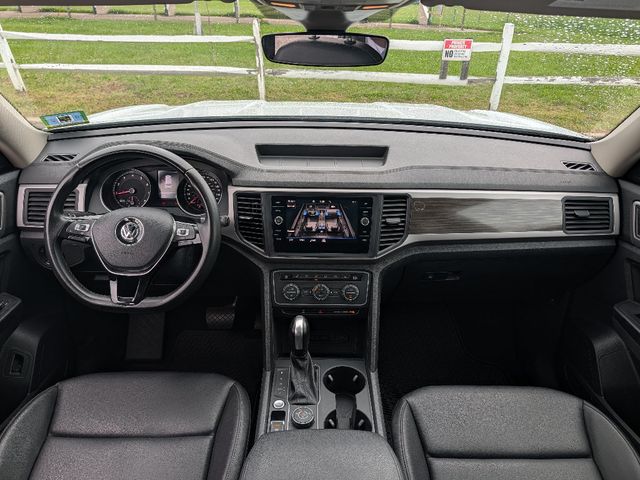 2020 Volkswagen Atlas 3.6L V6 SE w/Technology - 23071257 - 32