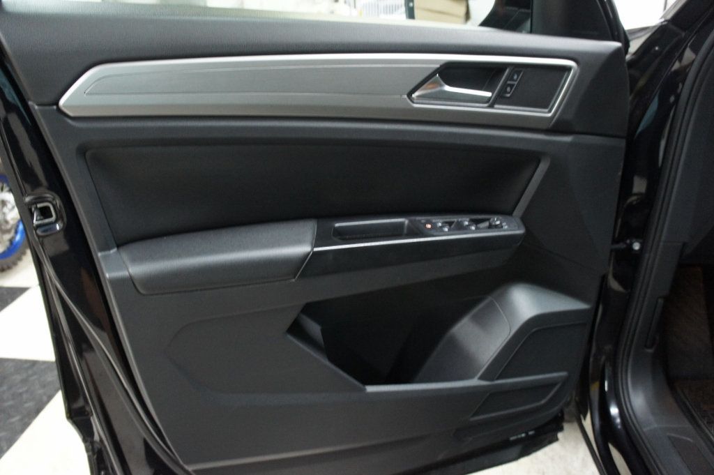 2020 Volkswagen Atlas 3rd Row Seats, CARFAX Certified - 22863619 - 22