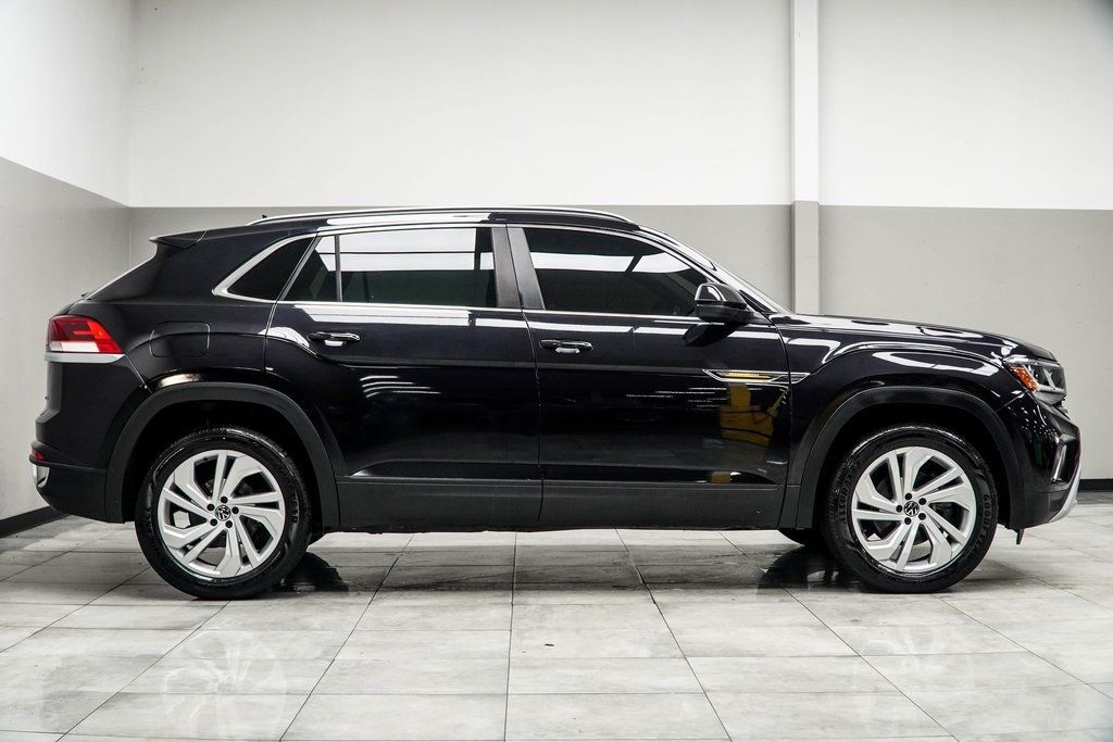 2020 Volkswagen Atlas Cross Sport V6 SEL photo 4
