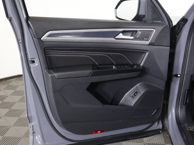 2020 Volkswagen Atlas Cross Sport 3.6L V6 SEL Premium R-Line 4MOTION - 22948372 - 29