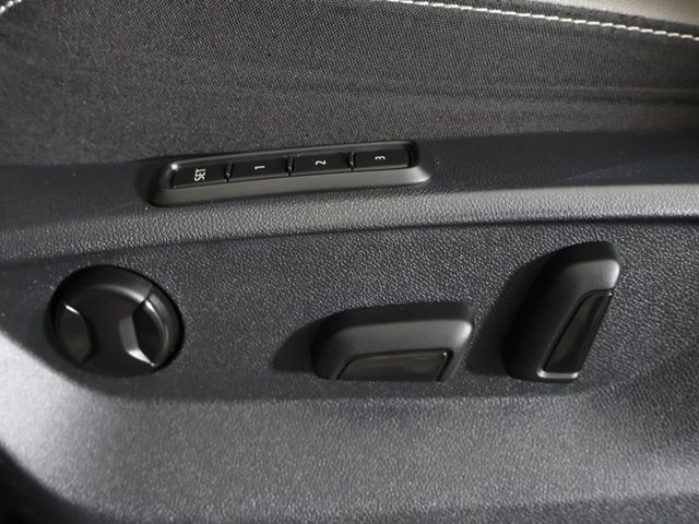 2020 Volkswagen Atlas Cross Sport 3.6L V6 SEL Premium R-Line 4MOTION - 22948372 - 39