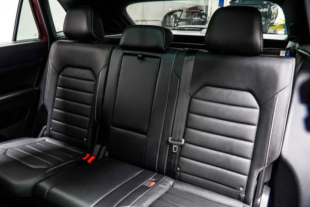 2020 Volkswagen Atlas Cross Sport 3.6L V6 SEL Premium R-Line 4MOTION - 23029432 - 37