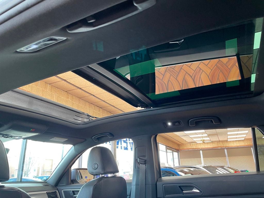 2020 Volkswagen Atlas Cross Sport 3.6L V6 SEL R-Line 4MOTION - 23013555 - 16