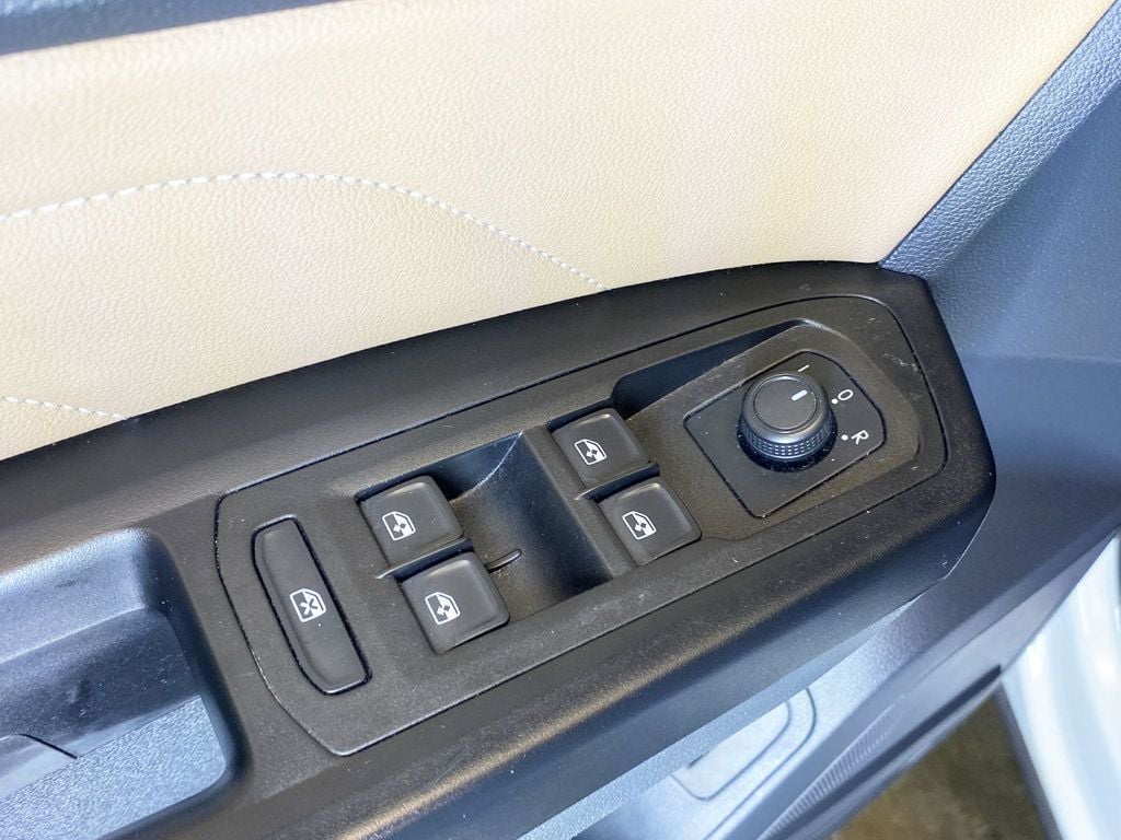 2020 Volkswagen Atlas Cross Sport 3.6L V6 SEL R-Line 4MOTION - 22994958 - 22