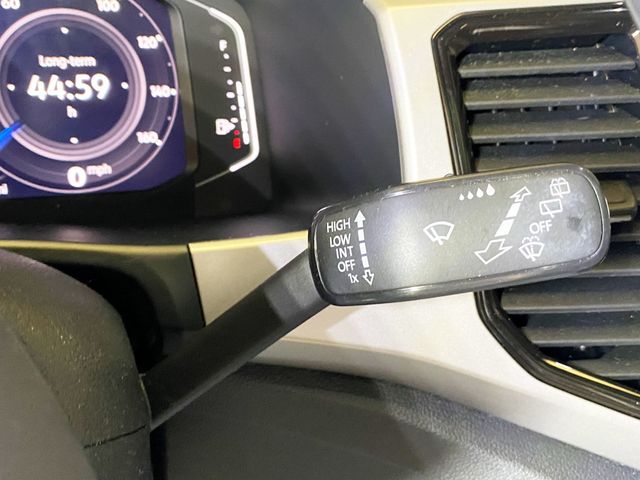 2020 Volkswagen Atlas Cross Sport 3.6L V6 SEL R-Line 4MOTION - 22994958 - 32