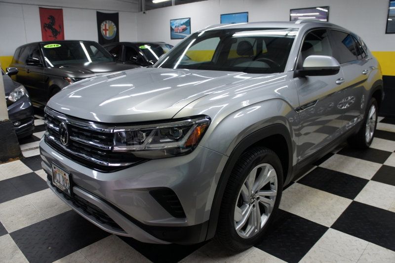 2020 Volkswagen Atlas Cross Sport SEL photo 3