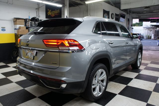 2020 Volkswagen Atlas Cross Sport Stunning, Previously pampered, Immaculate! - 22723950 - 32