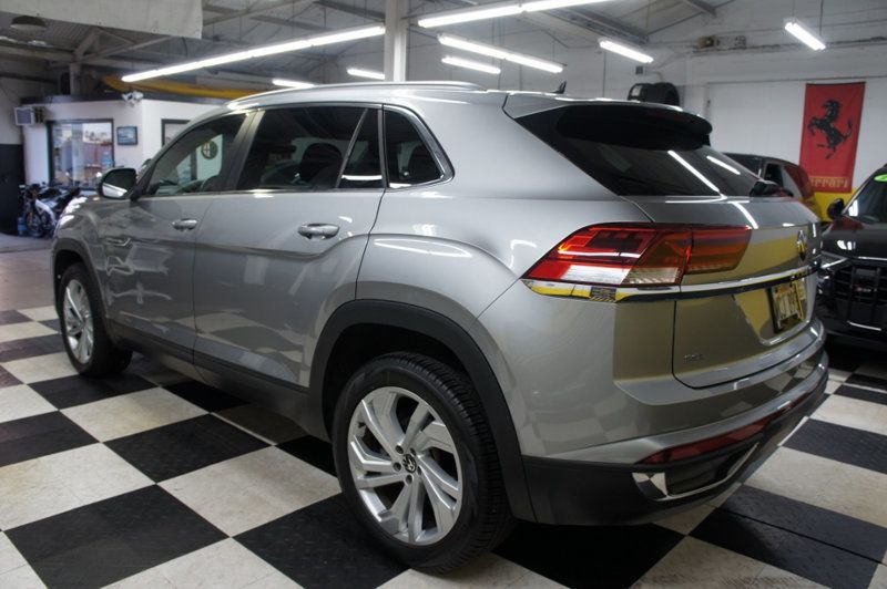 2020 Volkswagen Atlas Cross Sport SEL photo 7