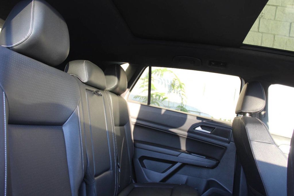 2020 Volkswagen Atlas Cross Sport V6 SE 4Motion AWD 4dr SUV w/Technology - 22916054 - 13