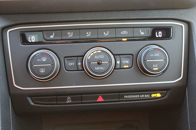 2020 Volkswagen Atlas Cross Sport V6 SE 4Motion AWD 4dr SUV w/Technology - 22916054 - 21