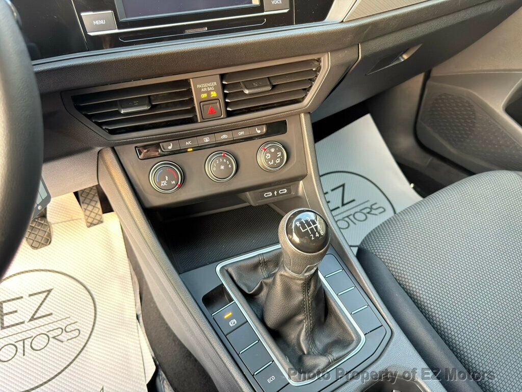2020 Volkswagen Jetta ONE OWNER--MANUAL TRANS! CERTIFIED! - 23035024 - 28