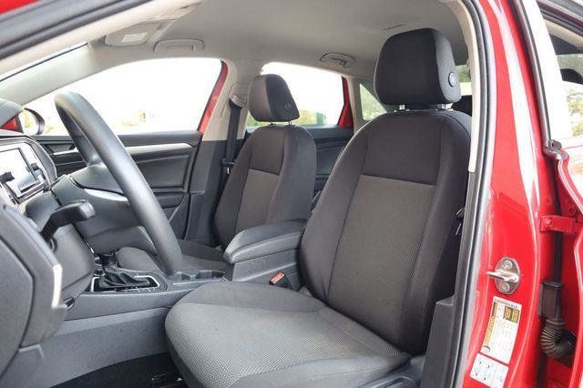 2020 Volkswagen Jetta S - 23025207 - 14