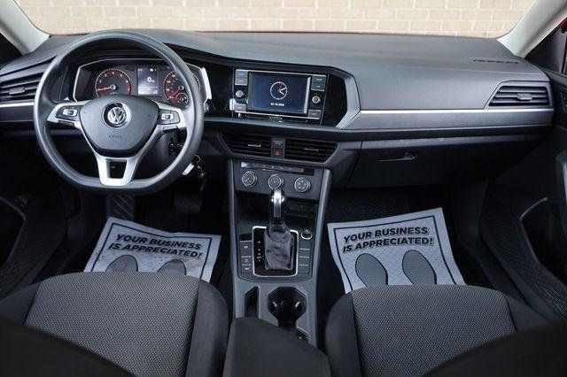 2020 Volkswagen Jetta S - 23025207 - 24