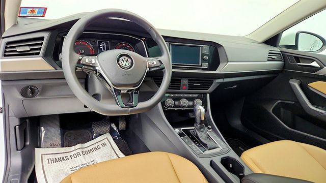2020 Volkswagen Jetta SE Automatic (ULEV) w/ Cold Weather Package - 23019089 - 11