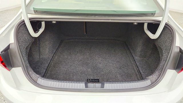 2020 Volkswagen Jetta SE Automatic (ULEV) w/ Cold Weather Package - 23019089 - 20