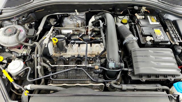 2020 Volkswagen Jetta SE Automatic (ULEV) w/ Cold Weather Package - 23032814 - 24