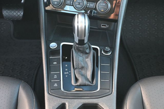 2020 Volkswagen Jetta SEL Automatic w/SULEV - 22969961 - 11