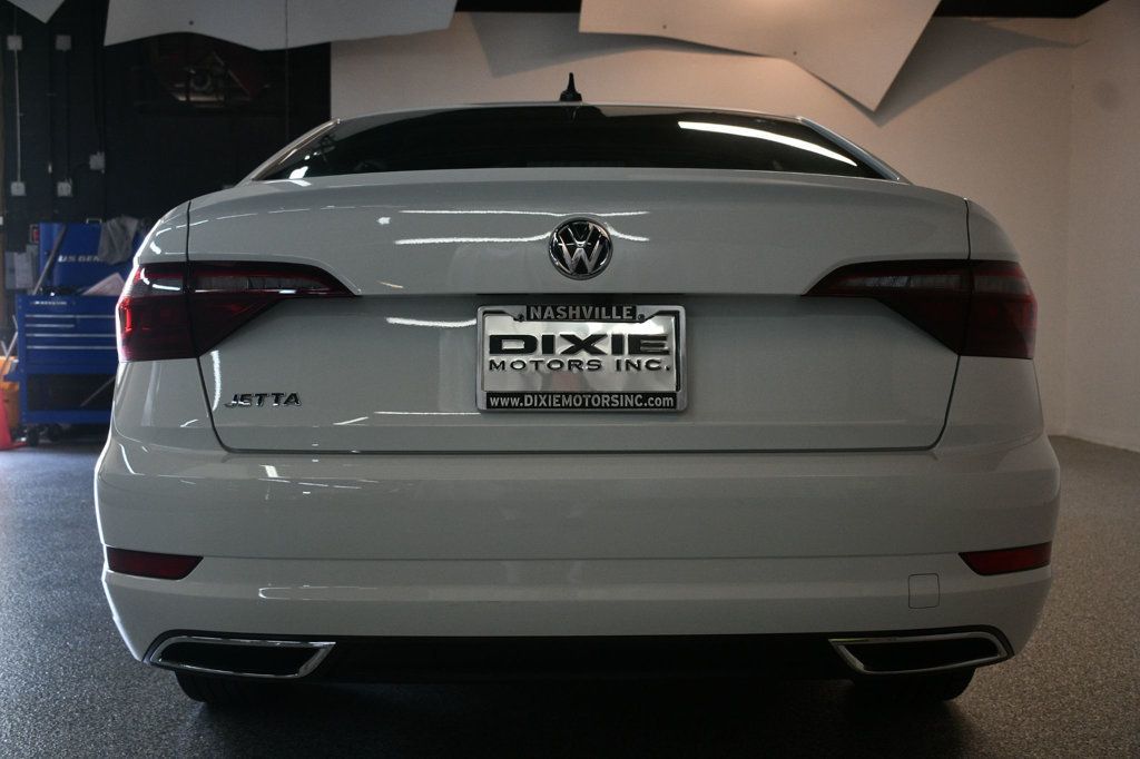 Volkswagen Jetta photo 13