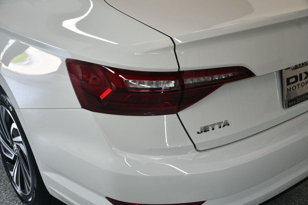 Volkswagen Jetta photo 14