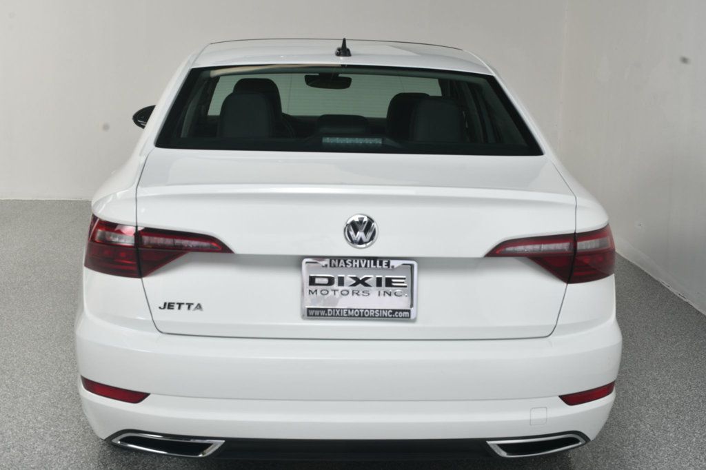 Volkswagen Jetta photo 17